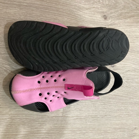 Nike Psychic Pink/Black Sunray Protect 2 Children's Sandal US 1Y - Picture 4 of 4